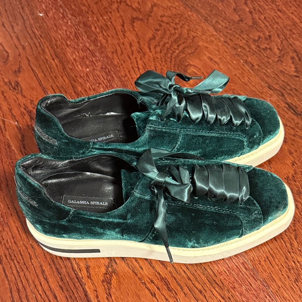 Green Velvet Platform Shoes